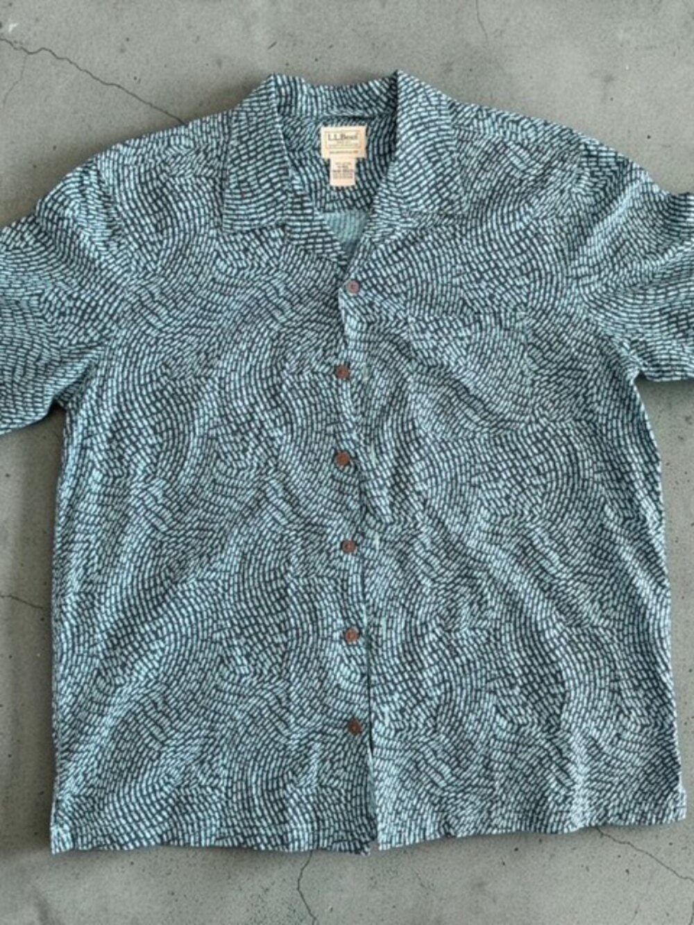 L.L.Bean Traditional Fit Blue Print Button Up Shirt Men's Medium Fish Print